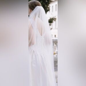 Chapel Length Bridal Veil Light Ivory